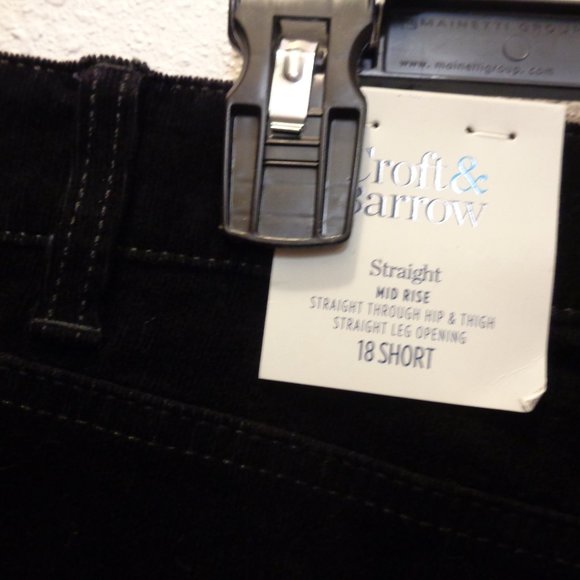 Croft & Barrow Women's Black Corduroys Size 18 Short NWT Mid Rise Straight - Picture 5 of 12